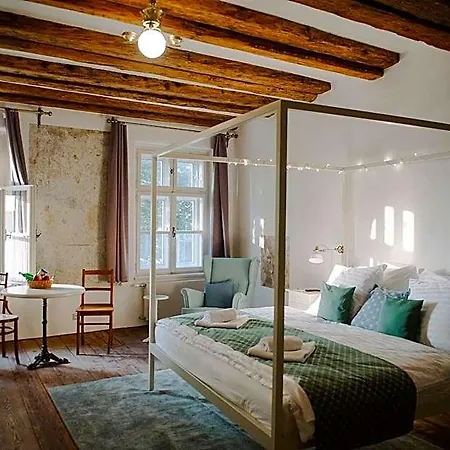 Miss Sophie's - Boutique Hotel