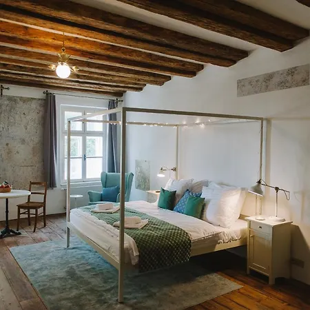 Miss Sophie's - Boutique 4*